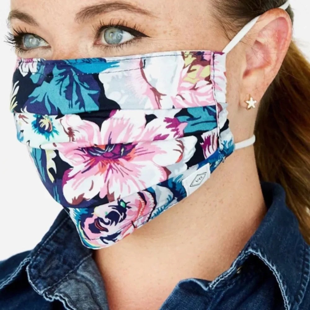 Vera Bradley Fitted pleated Face Mask various patterns Adjustable elastic NWT